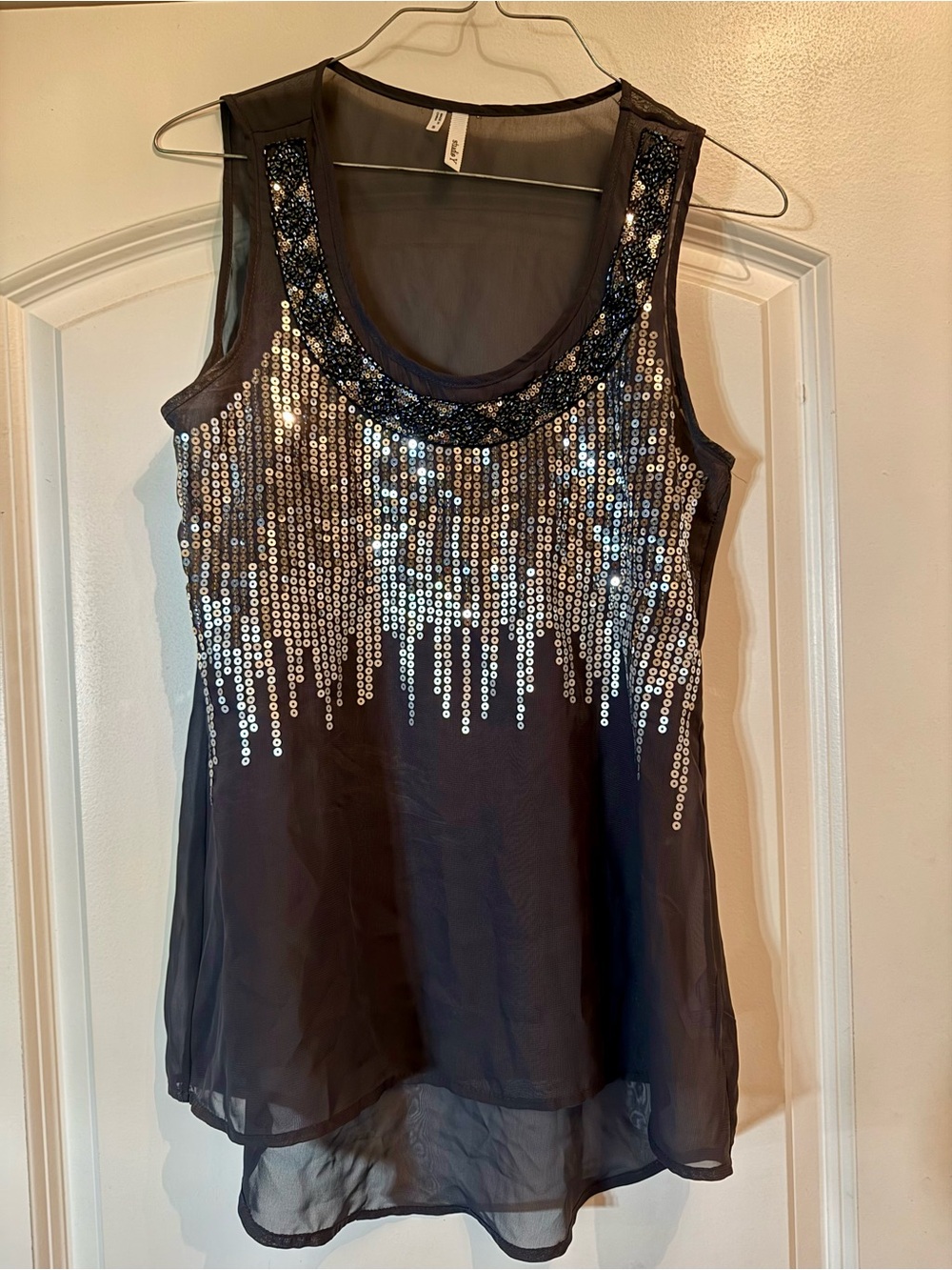 Maurice’s top size small